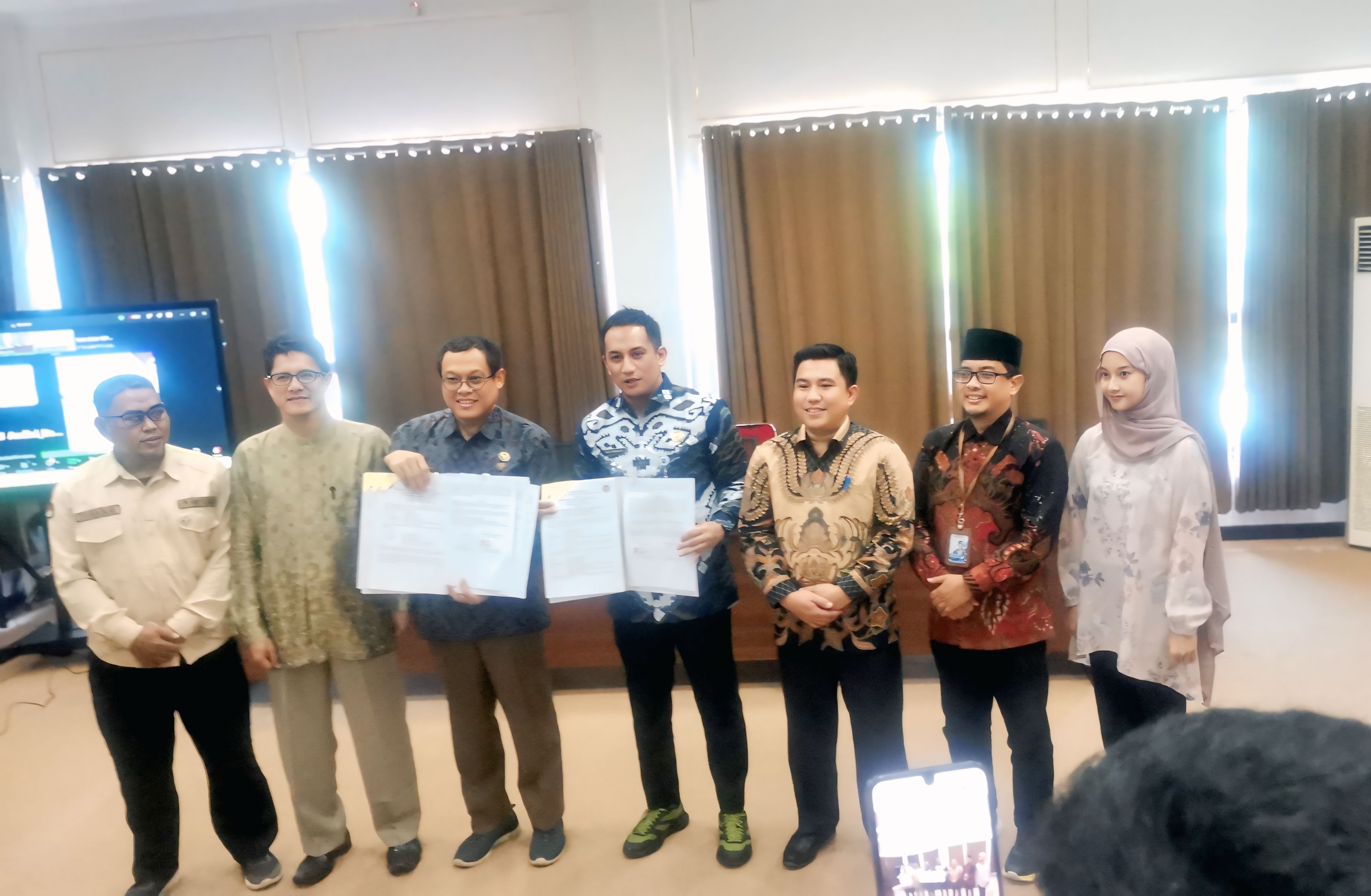 DKUKM Babel-BPJPH Tandatangani PKS Pinjam Pakai Ruangan PLUT KUMKM, Percepat Layanan Sertifikasi Halal bagi UMKM